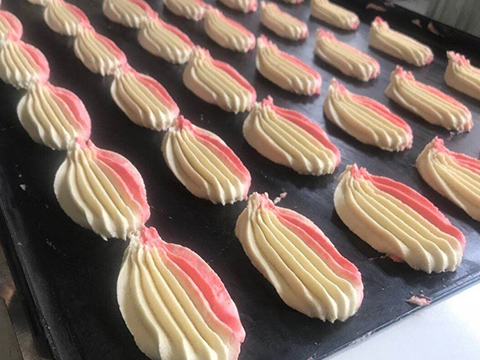 How to Solve the Following Problems if a Two-Color Cookie Maker Encounters them? How to Solve the Following Problems if a Two-Color Cookie Maker Encounters them?
